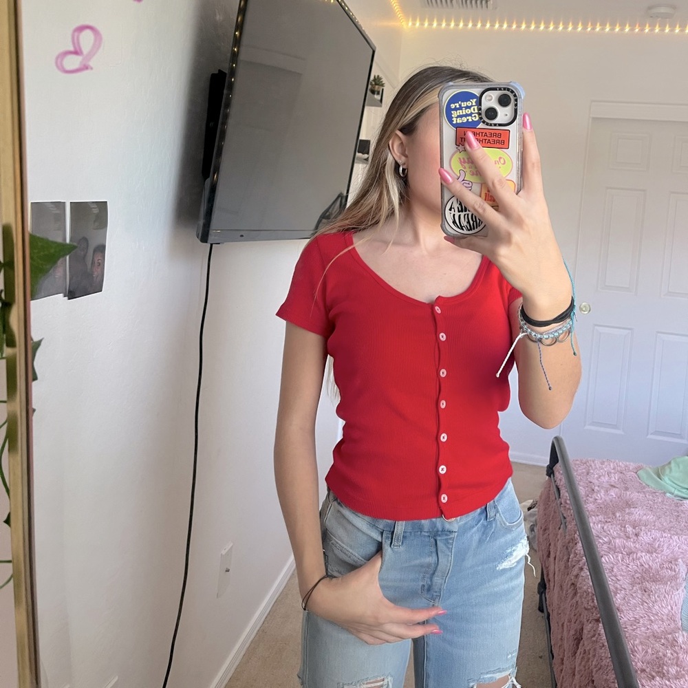 red button down brandy tee